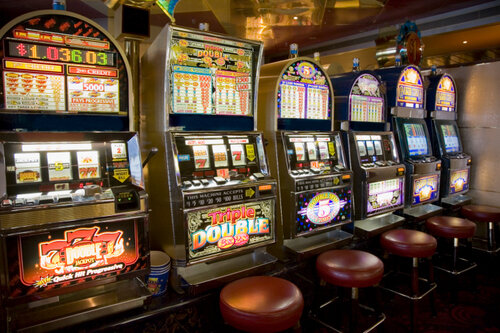 Slot_Machines.jpg